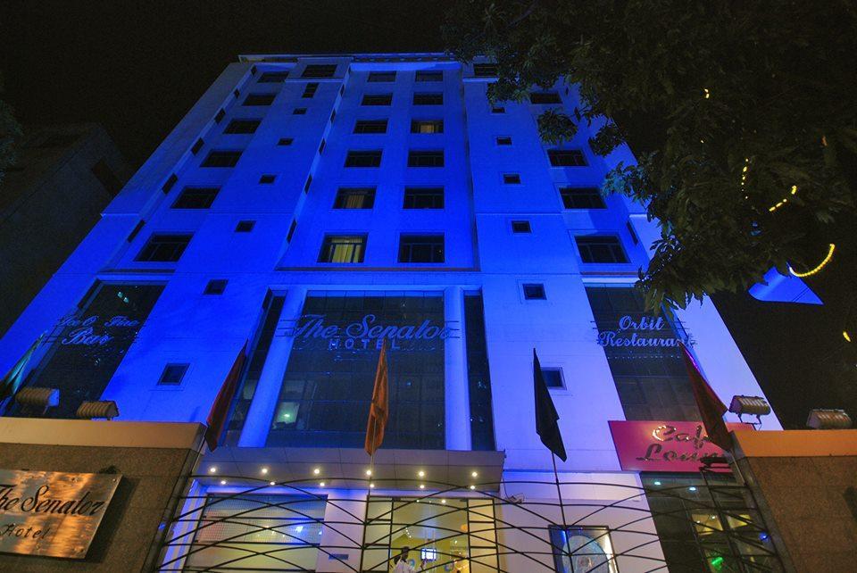 The Senator Hotel Calcutta Buitenkant foto